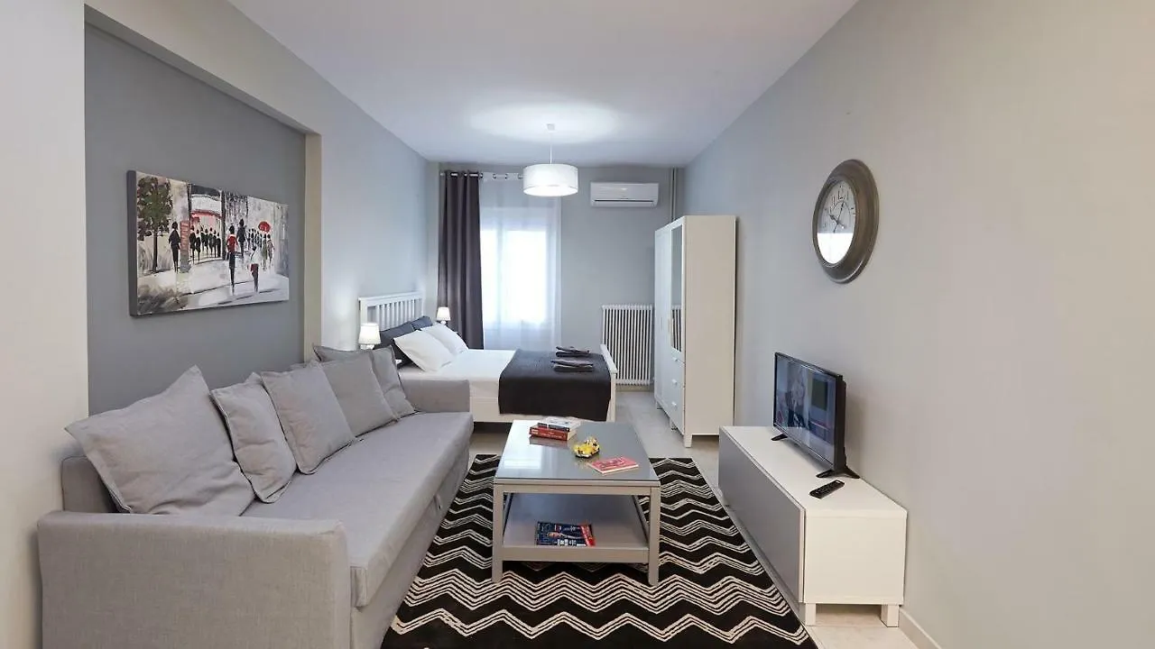 Zotos Luxury Studios & Apartments Soluň