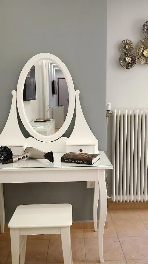 Zotos Luxury Studios & Apartments Soluň